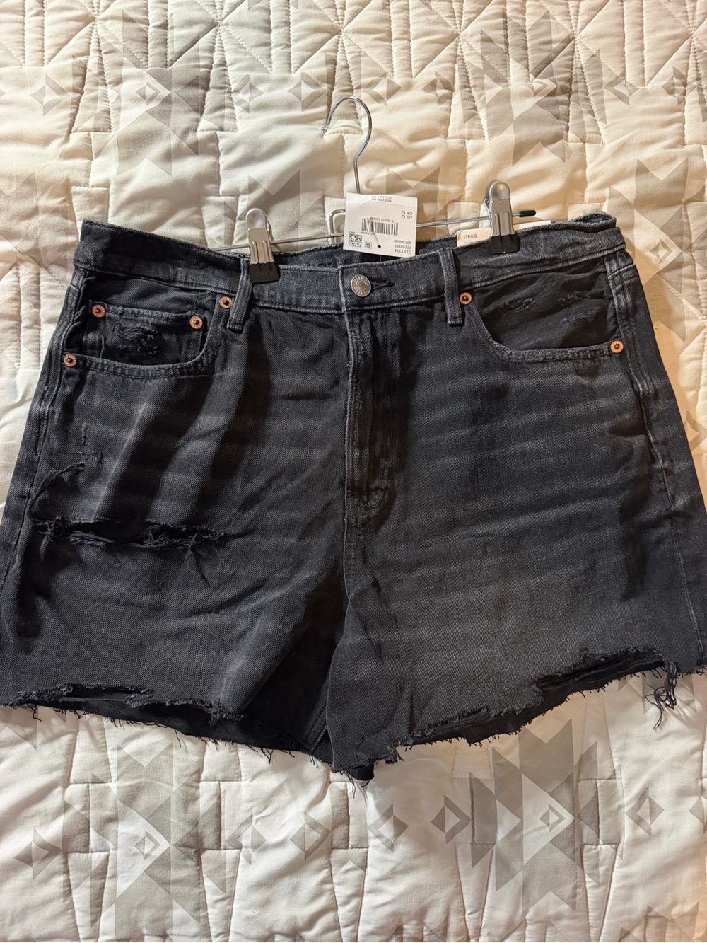 NWT American Eagle Women’s High-Rise Strigid Black Shorts- 12
